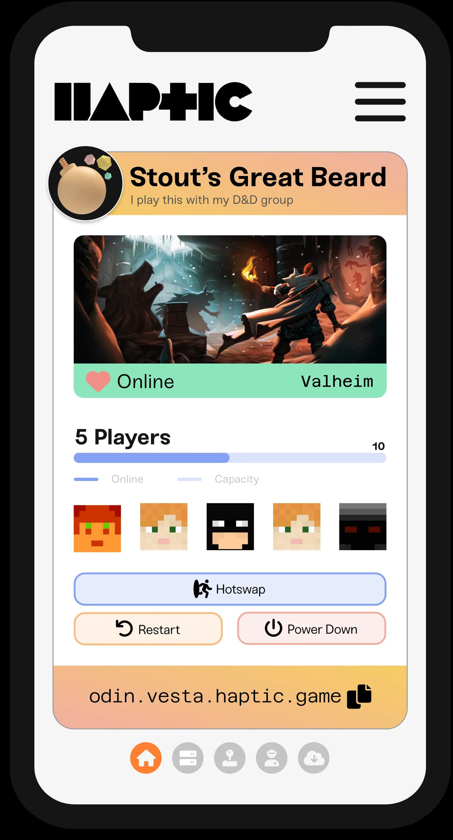Haptic Raid Server with an active Minecraft instance equipped, showing eight players online.